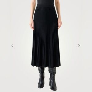 Zara Black Midi Pleated Skirt